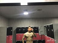 求一个稳定人多的传奇私服最好是1   人气不要太低就行了    爱问知识人