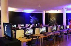 网咖有《传奇世界》 网吧都不愿安装 想玩请自带客户端