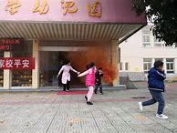 谁能告诉我各种黑铁矿的具体价格我是二区的 25黑铁矿的各种矿的价格呀