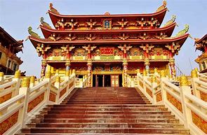 我本沉默：曾经大热的私服版本，里面的装备充满了年代感